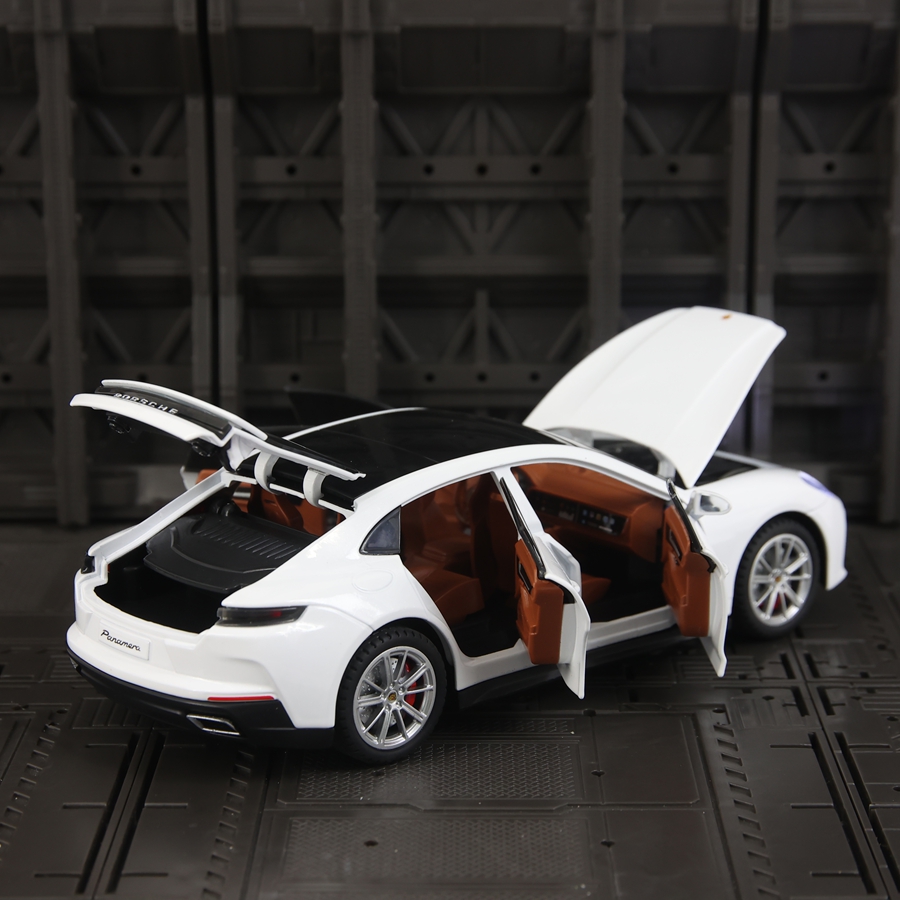1:24 Simula el modelo de coche - Audio Music Car reseña y precio